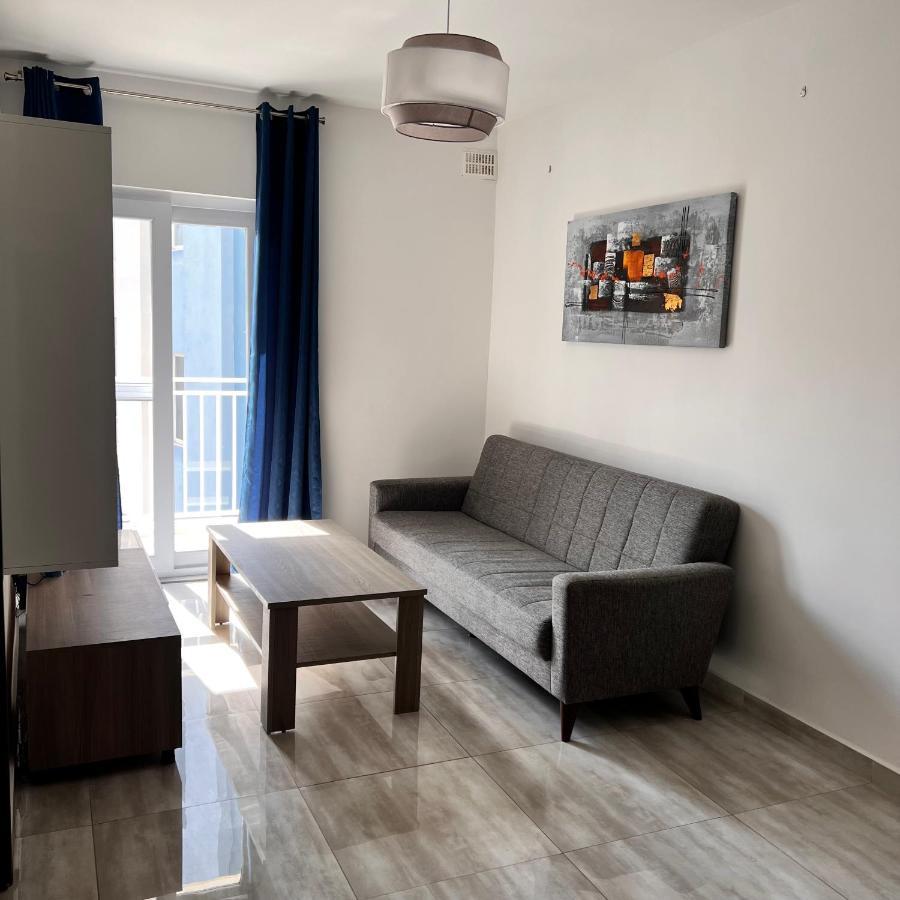 F3 Room 3, Private Room Two Single Beds Shared Bathroom 음시다 외부 사진