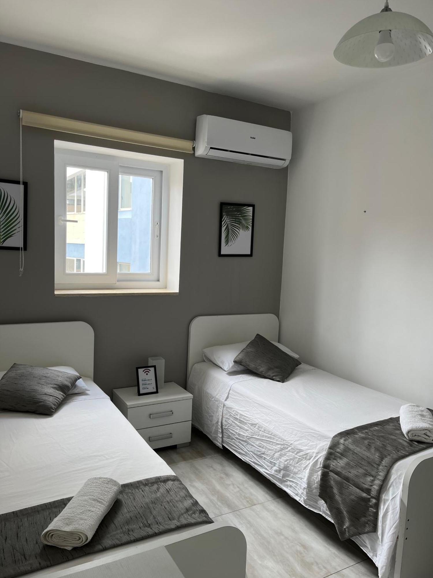 F3 Room 3, Private Room Two Single Beds Shared Bathroom 음시다 외부 사진